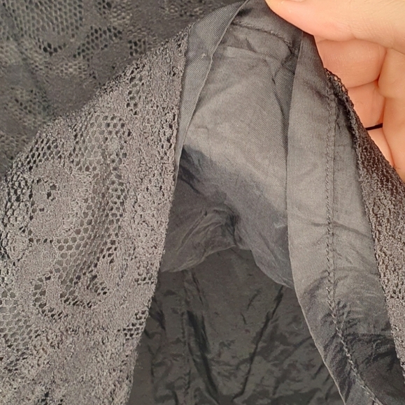 The Limited Y2K Lace Mini Skirt Black Womens Size 6 Office Siren Moody‎ Romance - Picture 3 of 6